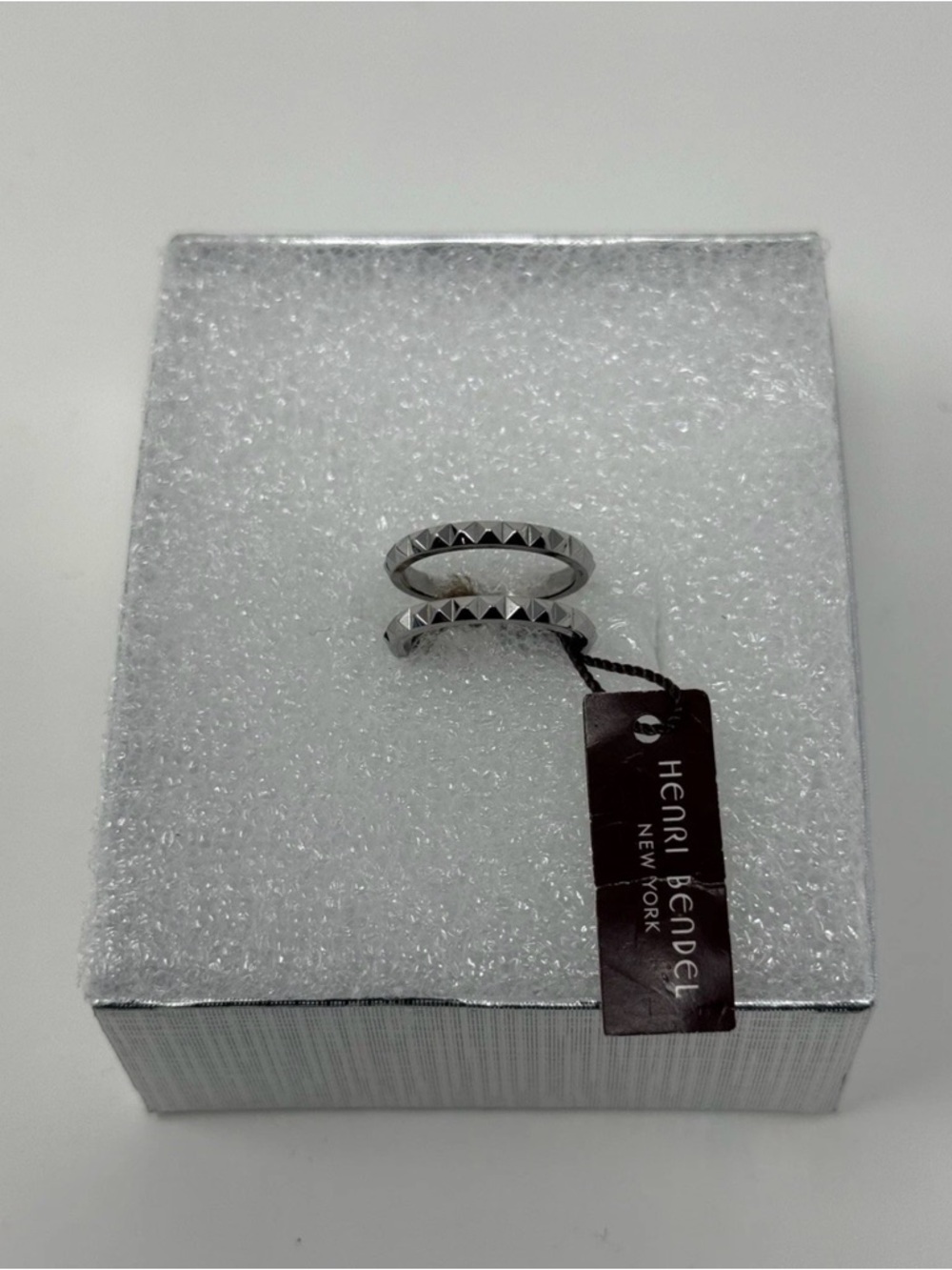 Henri Henri Bendel ring size 6 Silver Tone